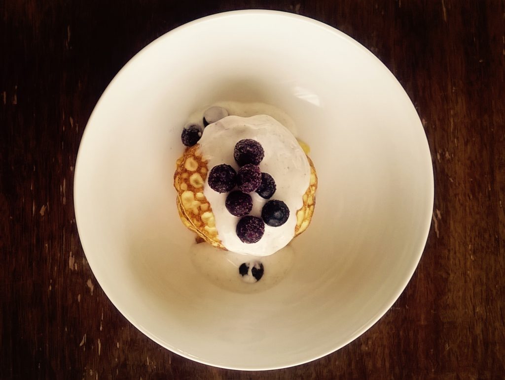 Simple Low-carb Pancakes – Fizzifood